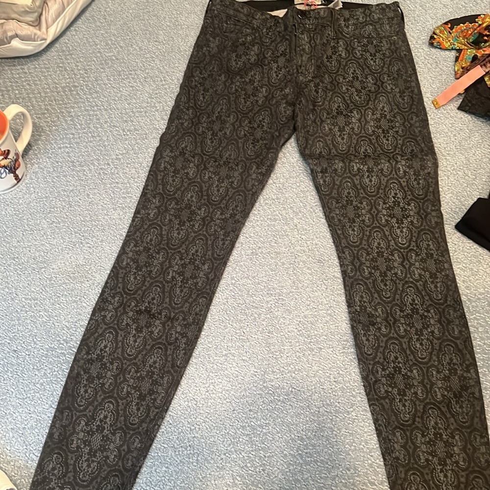 Current/Elliot black and gray Antique Size 31 jeans host pick